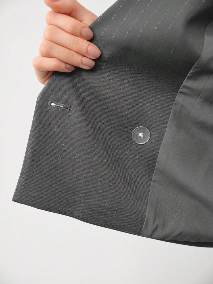 MOTF STUDIO CONTRAST TRIM DOUBLE BREASTED CROPPED BLAZER,