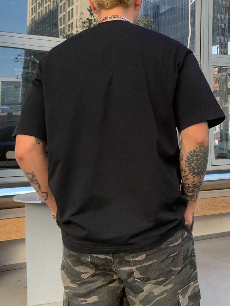 Summer Pixel People Portrait & Letter Print Black T-Shirt For Men,Graphic Tees