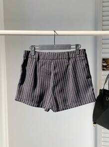 SHEIN EZwear Damen Neue gewebte gestreifte Shorts mit niedriger Taille