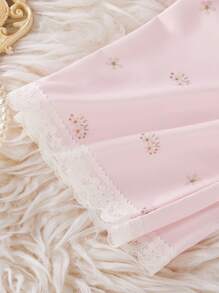 2pcs/Set Girls Loose Comfortable Floral Trim Short Sleeve Top And Pants Casual Homewear Set Cute Pajamas, Little Girl's Pajamas, Floral Style Summer Kids Young Girls Clothing Sets Short Sleeve Young Girls Pajamas Young Girl Easter Little Girls Sets