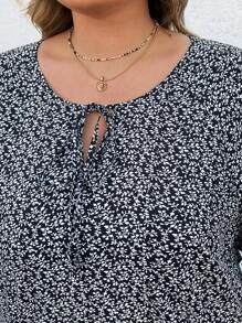 SHEIN CURVE+ 大码黑色碎花前系带衬衫裙，优雅的夏季度假装