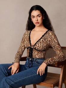 SHEIN Frenchy Women's Fall Leopard Print Contrast Lace V-Neck Long Sleeve Bodysuit,Contrast Trim Bodysuit,Fall Women Dresses,Animal Print Bodysuit ,Leopard Top,Leopard Bodysuit,Halloween Outfits,Halloween Tops