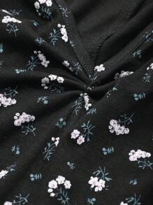 DAZY Ditsy Floral Fitted Deep V-Neck Pleated Design Long Nightgown, Pajama, Fall, Winter - Black - View 7