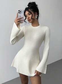 Aloruh 秋冬新款喇叭袖女长袖毛衣连衣裙