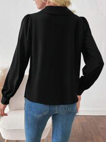 SHEIN LUNE Damen Herbst/Winter Bluse mit gekerbtem Kragen, Schulter, Vorderseiten-Bindeärmel und locker gewebter Passform