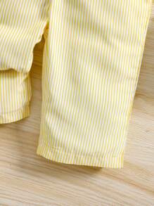 SHEIN Vintaside Kids Mono informal de rayas con volantes, lazo frontal y manga de verano para niña bebé, color amarillo, nueva llegada de primavera/verano
