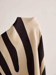 MaterniWear Maternity Crew Neck Sleeveless Detailed Pattern Casual Fitted Dress