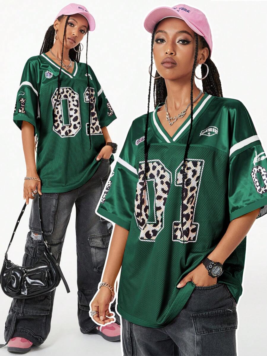Coolane Women's Solid Color Patchwork V-Neck Short Sleeve Numeric Detail Minimalist Blouse Jersey T-Shirt - Green - View 1