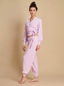 TryMe Damen Zweiteiler aus einfarbigem Wickel-Langarm-Pullover und bedruckter Buchstaben Strick-Jogginghose, Herbst/Winter