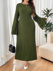 SHEIN Frenchy 加大码女式 Tita Outfit 端庄连衣裙 女式超长连衣裙 加大码束腰外衣 圆领 长袖 休闲连衣裙 - 軍綠色 - 查看 3