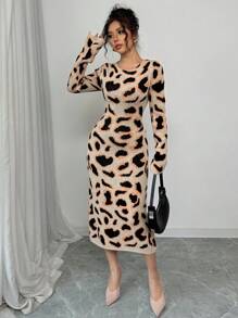 Chiquease فستان كنزة صوفية كاجوال مصنوع من الأكريليك، طباعة نمر، أكمام طويلة، قصة ضيقة، مناسب للخريف والشتاء - متعدد الألوان - مشاهدة 4