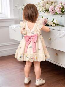 SHEIN 夏季寶寶女孩可愛紗質花紋荷葉邊無袖連衣裙