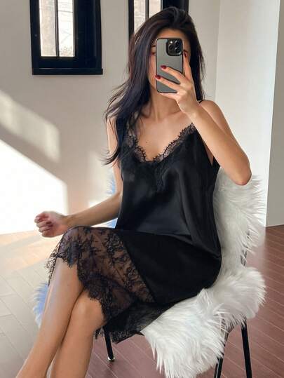 DAZY Women's Solid Color Spaghetti Strap Lace Patchwork Casual Nightgown Pajama