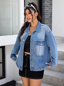 SHEIN EZwear Chaqueta vaquera de bolsillo de carga de un solo botonadura de manga larga y hombros caídos para mujer de talla grande