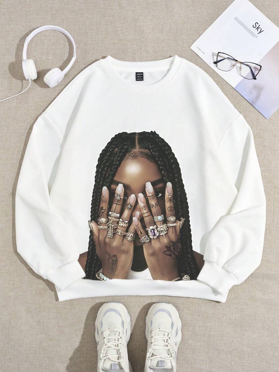 SHEIN Leap Crew 少女肖像手印图案少女休闲宽松保暖内衬圆领长袖连帽运动衫，适合秋冬季 - 白色 - 查看 1