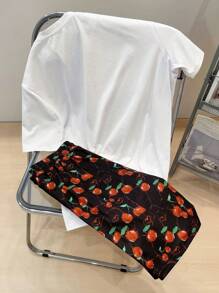 Manfinity Hypemode Men's Printed Round Neck Short Sleeve Top And Shorts Casual Set