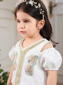 SHEIN Baby Girls Floral Sets By Modely Baby Girl, Featuring White Textured Fabric With Blooming Flower Patterns, Exuding A Fresh And Sweet Vibe, Like Vibrant Spring Flowers In Full Bloom