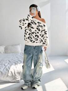 Flirla Losse, casual, veelzijdige luipaardprinttrui, sexy asymmetrische hals