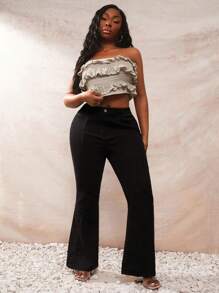 SHEIN SXY Top tubo para mujer tallas grandes de lino con apariencia de crochet y con volantes en el borde para el Día de San Valentín/vacaciones - Caqui - Ver 3