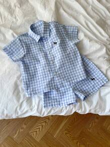 DAZY Set de 2 piezas de camiseta de manga corta con botones delanteros a cuadros y shorts para niños pequeños