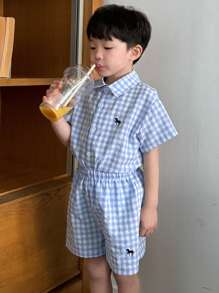 DAZY Set de 2 piezas de camiseta de manga corta con botones delanteros a cuadros y shorts para niños pequeños