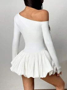 SHEIN EZwear Vestido mini de unicolor con volante asimétrico - Blanco - Ver 2