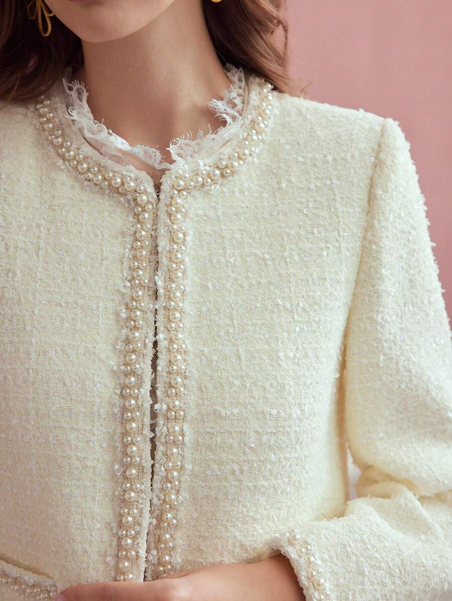 MOTF PREMIUM 斜纹布撞色仿珍珠包边外套 - 杏色 - 查看 2