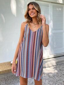 SHEIN VCAY Sweetheart Allover Geo Print Cami Dress