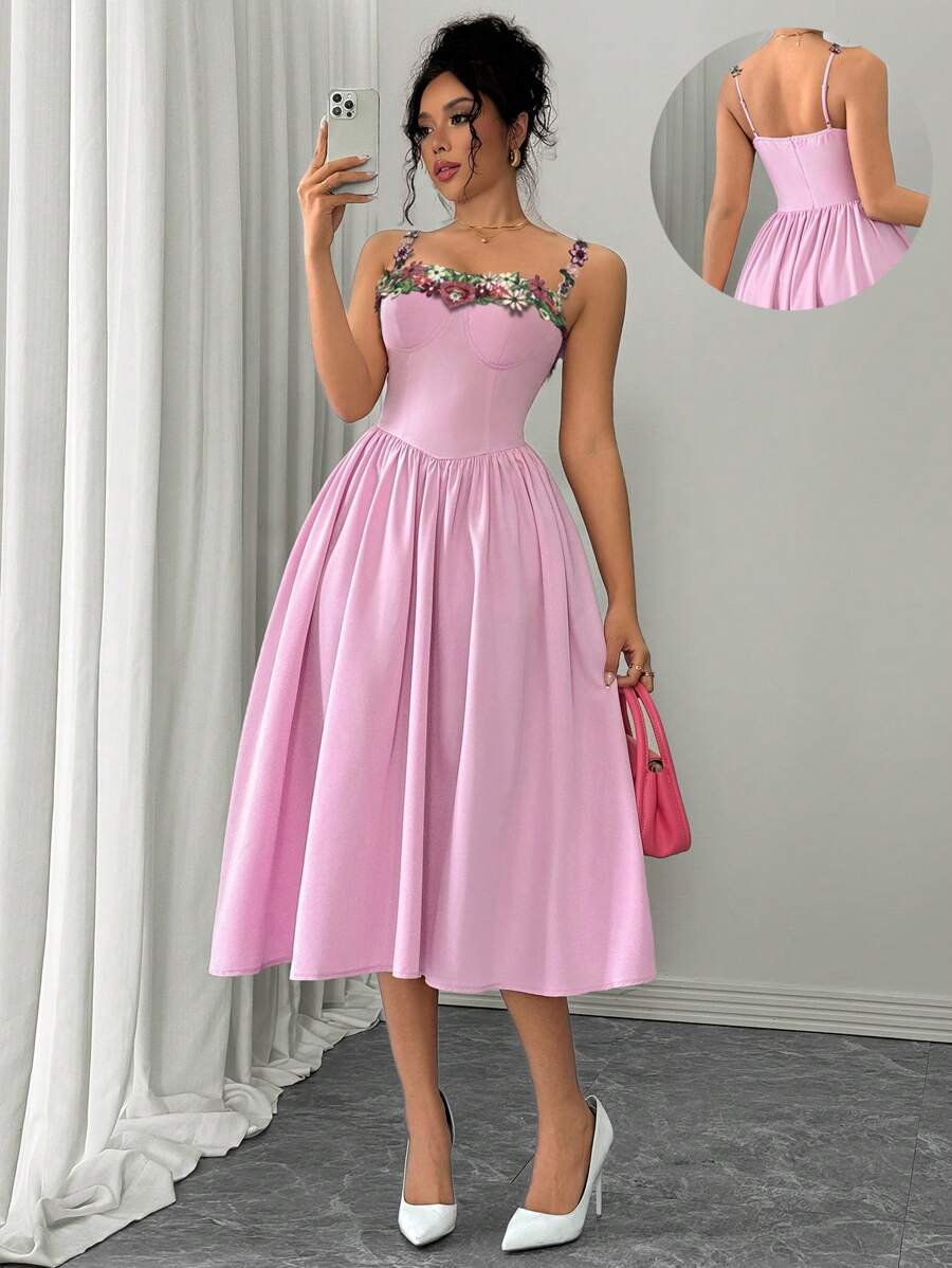 Chiquease 优雅时尚日常约会紧身无袖褶饰刺绣花朵下摆粉色女式连衣裙 - 粉色 - 查看 1