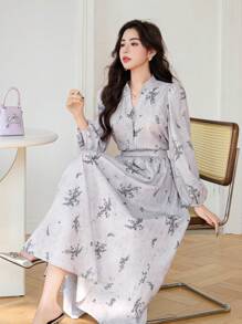 DAZY 女士花卉印花 V 领灯笼袖衬衫和 A 字裙 2 件套