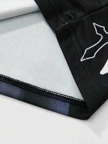 ROMWE MEN Street Life Camiseta deportiva de manga corta holgada con estampado de letras y dibujos animados para hombre