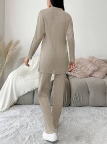 Cloudara 2pcs/set Solid Color Ribbed Stripe Top And Long Pants Set - Khaki - View 2