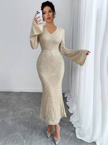 Calvaya Vestido ceñido de manga larga con escote en V y lentejuelas sexy
