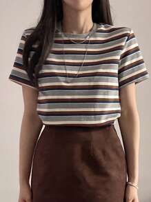 DAZY Camiseta de mujer de cuello redondo ajustada de rayas multicolor - Multicolor - Ver 5