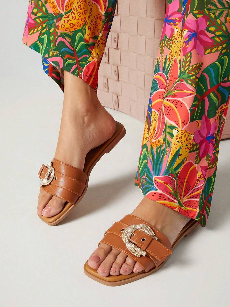 SHUZIA Women's Gold Metal Buckle Decoration Fashionable & Comfortable Round-Toe Flat Sandals For Daily Wear Spring Shoes Spring Break Easter - Maroon - View 1