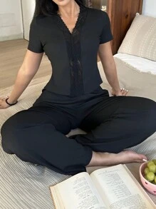 2 件套女士纯色撞色蕾丝短袖上衣和裤子，性感睡衣套装 - 黑色 - 查看 5