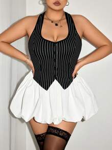 SHEIN ICON Conjunto de talla grande con top de tirantes a rayas y falda con volante en el bajo de color blanco - Blanco y Negro - Ver 1