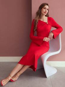 MOTF PREMIUM VESTIDO CORTE BIES CON MANGAS ACAMPANADAS - Rojo - Ver 1