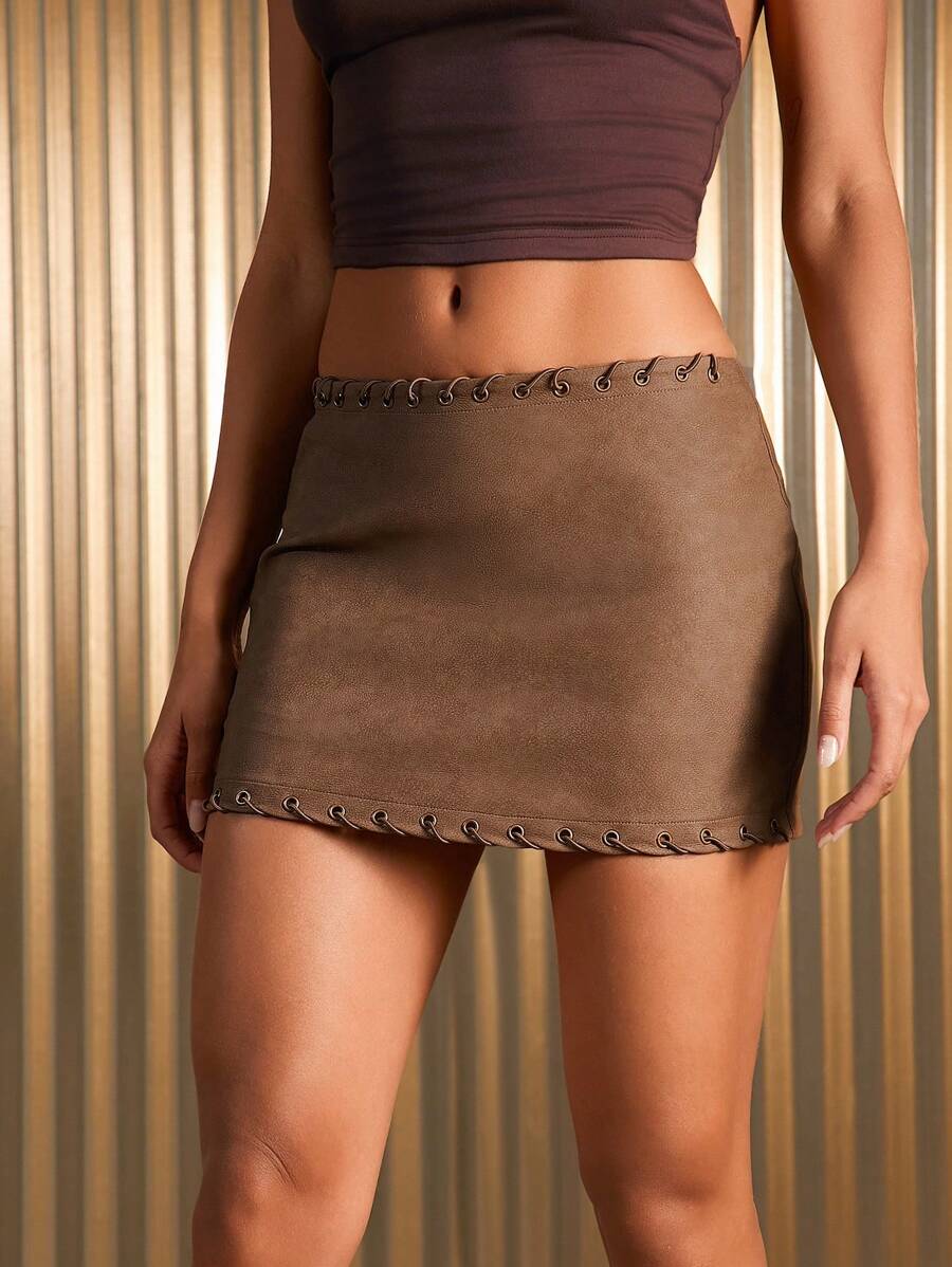 Hauture 女士时尚短裙，腰部饰有孔眼 - 鏽棕色 - 查看 1