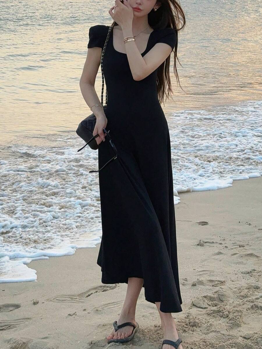 DAZY 女士方领短袖中长纯色连衣裙 - 黑色 - 查看 1