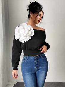 SHEIN Unity 女士休闲不对称肩部短款卫衣，饰有大朵花卉图案，适合秋季穿着。 - 黑色 - 查看 5