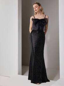 SHEIN Belle Vestido de noche elegante formal de lujo con suspensores finos, diseño de lentejuelas elásticas negras, para fiesta, cóctel y cena (artesanía exquisita). Vestido largo con volumen extra de cola de pez, con diseño de flor 3D, para graduación y eventos de boda