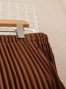 Franclia Plus Size Women Solid Color Elastic Waist Casual Pleated A-Line Skirt