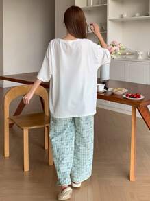 DAZY 2 件套卡通印花宽松短袖女士睡衣套装 - 白色 - 查看 2