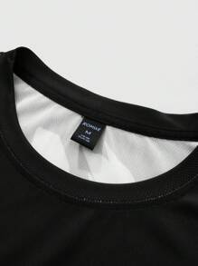 ROMWE MEN Street Life Camiseta deportiva de manga corta holgada con estampado de letras y dibujos animados para hombre