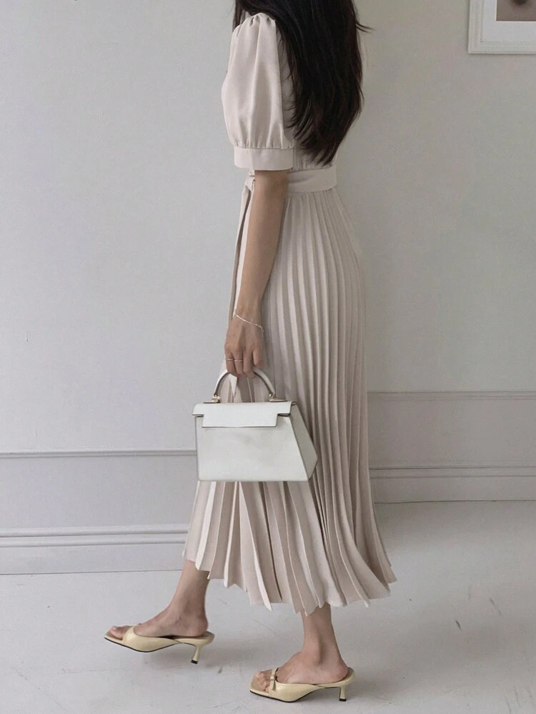 Women's Solid Color Turndown Collar Short Sleeve Ruffle Waist Mid-Calf Dress, Apricot Color, Spring/Summer Milkmaid Dress Sundress Maxi Dress