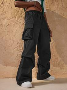 Forever 21 男式街头运动装黑色翻盖口袋侧抽绳腰部降落伞工装裤 - 黑色 - 查看 3