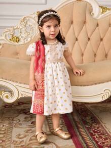 SHEIN 2 Stücke/Set Baby Mädchen Kleinkind 0-3 Jahre elegantes traditionelles Kleid mit goldfarbenen Punkten und Blumenspitzenkragen, Puffärmel + kontrastfarbener Schal Set, geeignet für alle Jahreszeiten