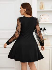 SHEIN Frenchy Vestido negro elegante de talla grande con paneles de encaje, tela de malla transparente, mangas largas, vestido negro, vestido cómodo, vestido de cuello cuadrado - Negro - Ver 6