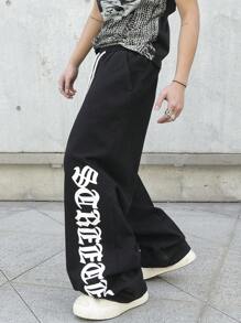 Manfinity EMRG Men's Black Washed Gothic Letter Print Loose Wide Leg Jeans